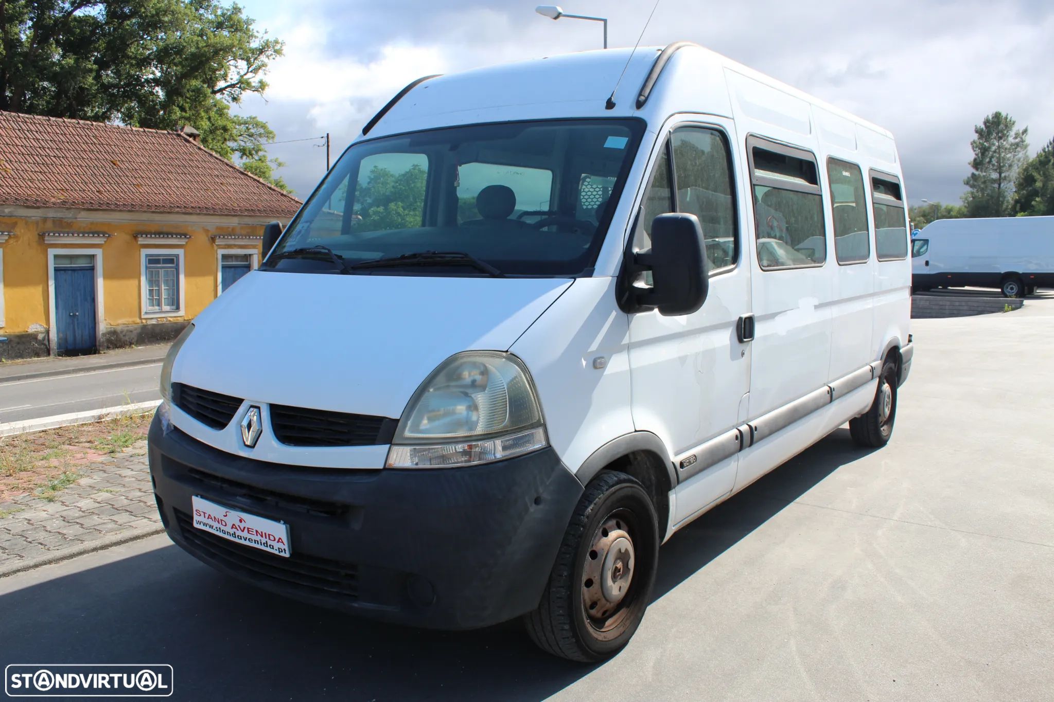 Renault Master 2.5 dCi MiniBus // 16 Lugares - 1