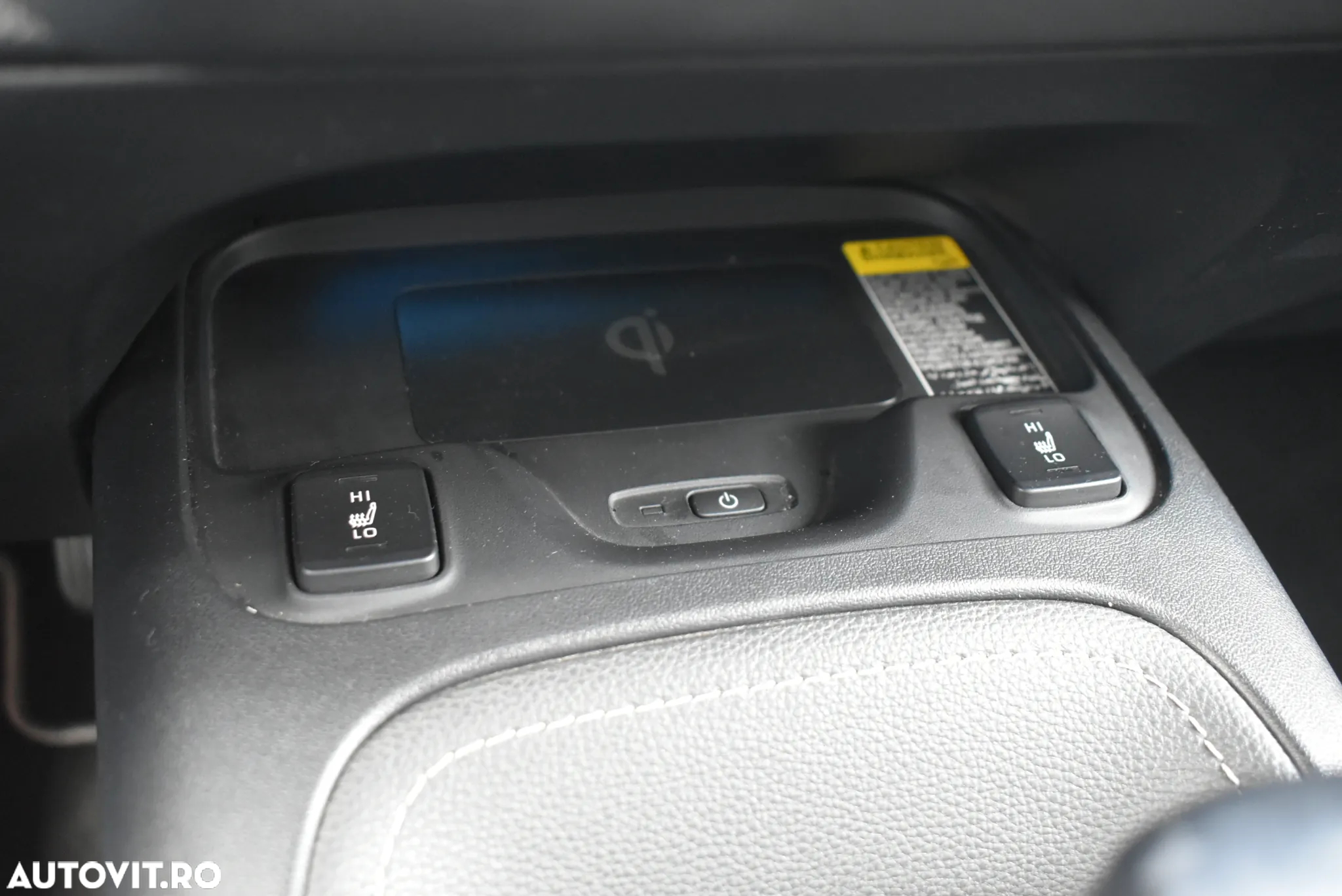 Toyota Corolla 1.8 Hybrid Comfort - 18
