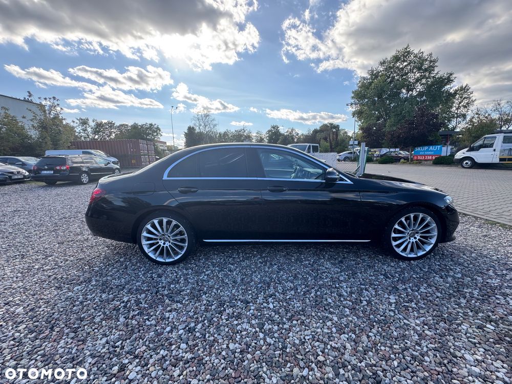 Mercedes-Benz Klasa E 220 d T 9G-TRONIC Avantgarde - 16