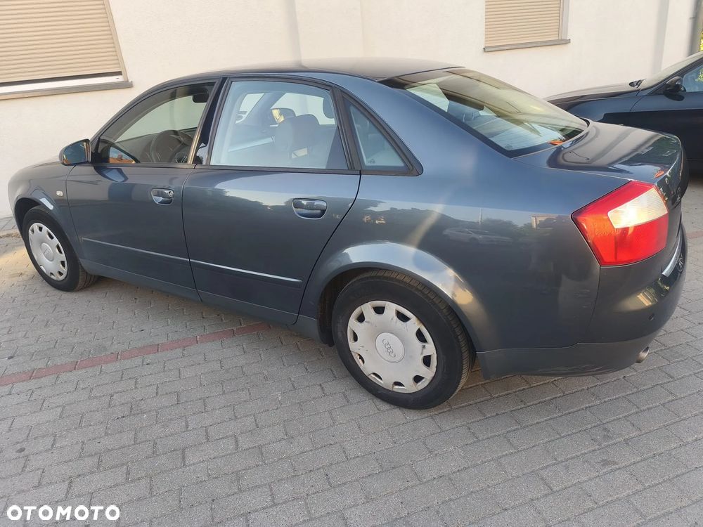 Audi A4 Limousine 2 - 3