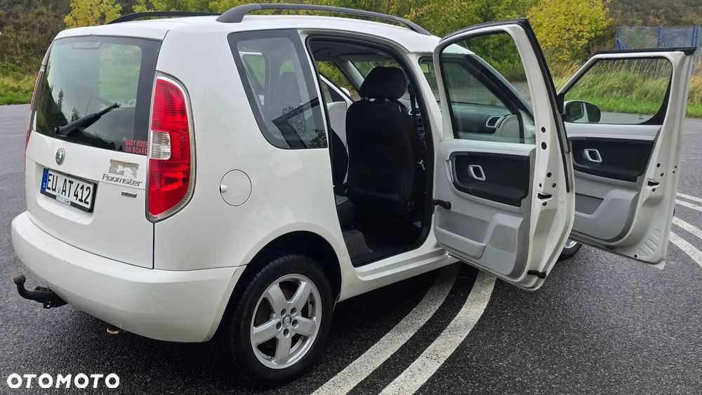 Skoda Roomster 1.4 16V Style - 14