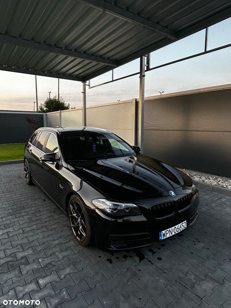 BMW Seria 5 520d xDrive - 10