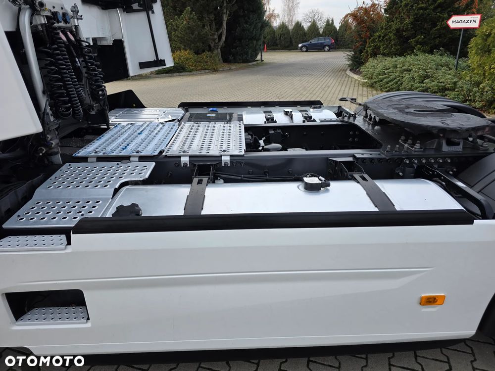 Renault T 480 EVO NOWY MODEL HIGHCAB Z DE FULL OPCJA JAK NOWA TYLKO 90 TYŚ KM !!! - 17