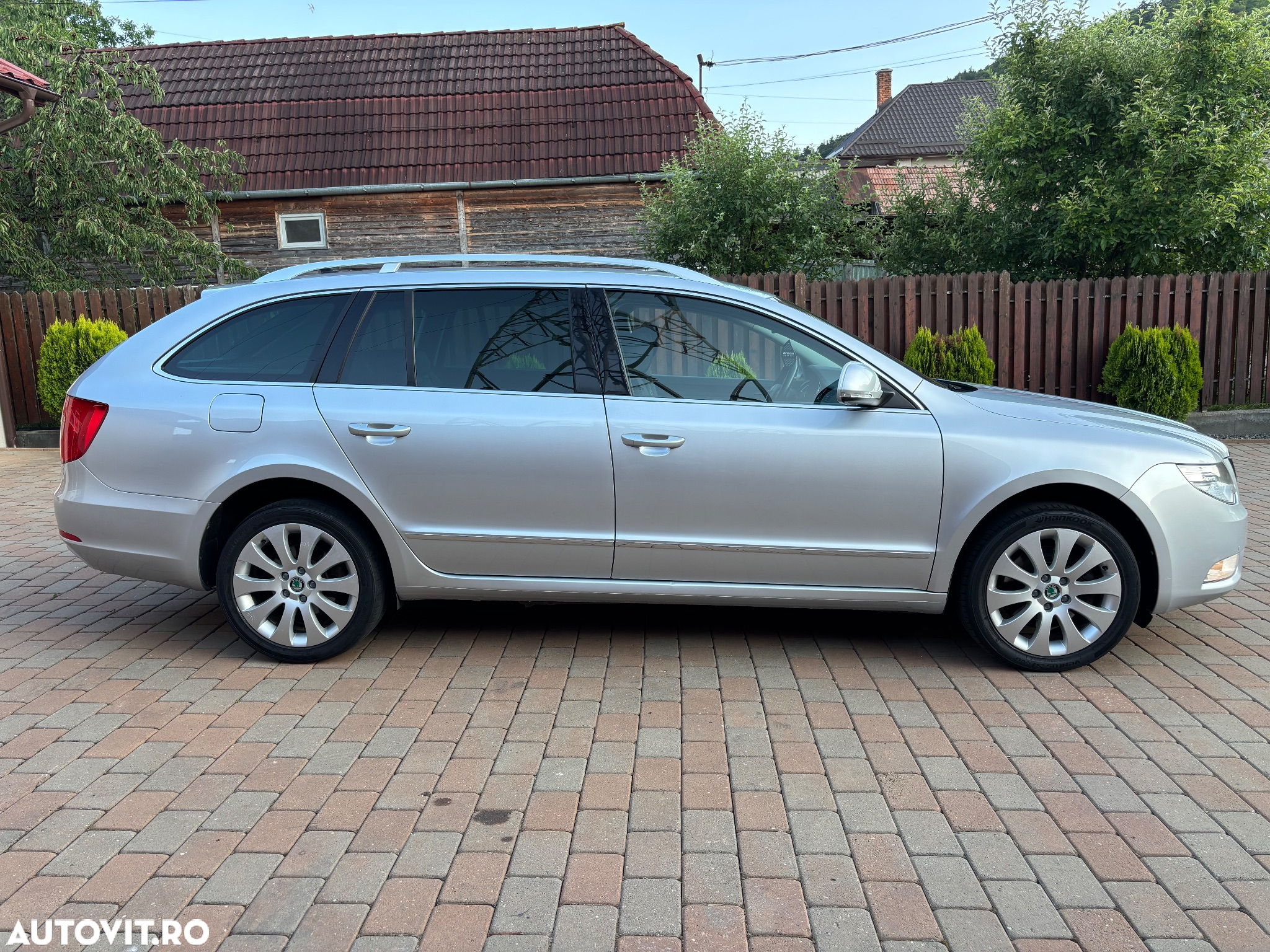 Skoda Superb 2.0 TDI 4x4 DSG Elegance - 5