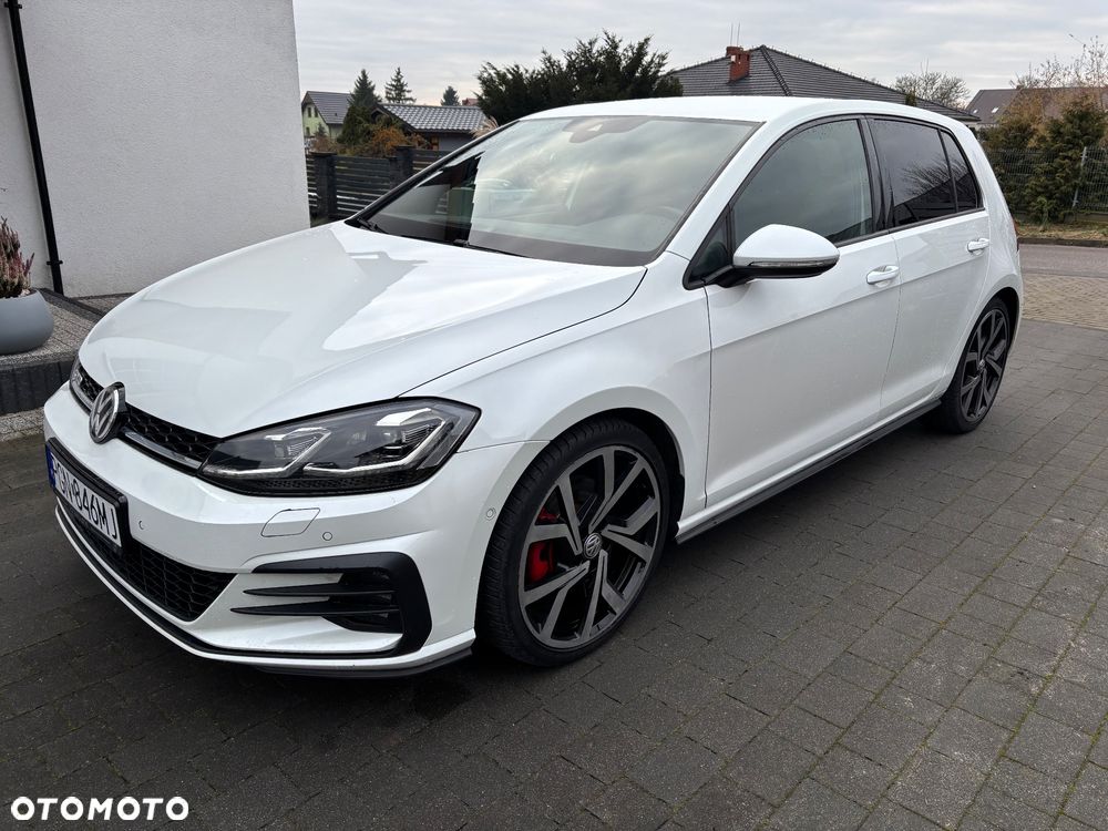 Volkswagen Golf 2.0 TDI BMT GTD - 11