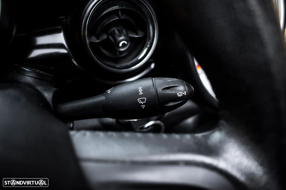 MINI Cabrio Cooper D - 17