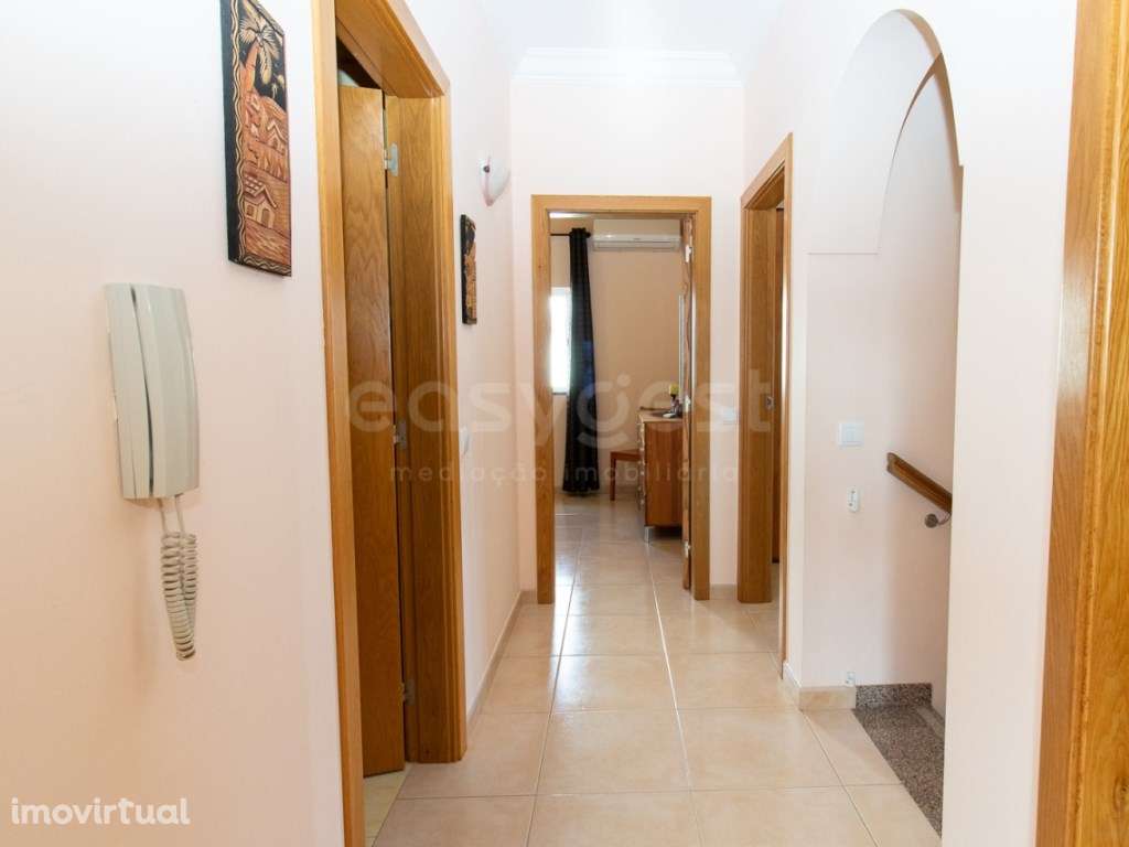 Andar de Moradia T2+1 com espaço Exterior, Vila Nova de Cacela , Ma... - Grande imagem: 2/26
