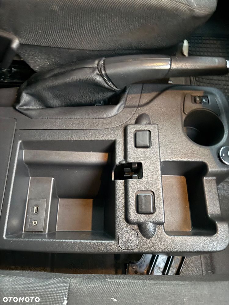 Ford Transit Connect - 15