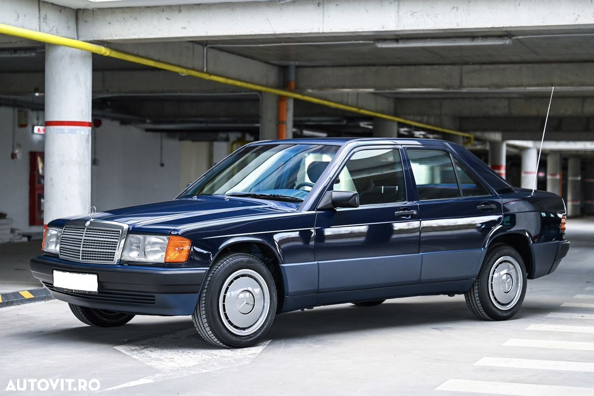 Mercedes-Benz 190 - 12