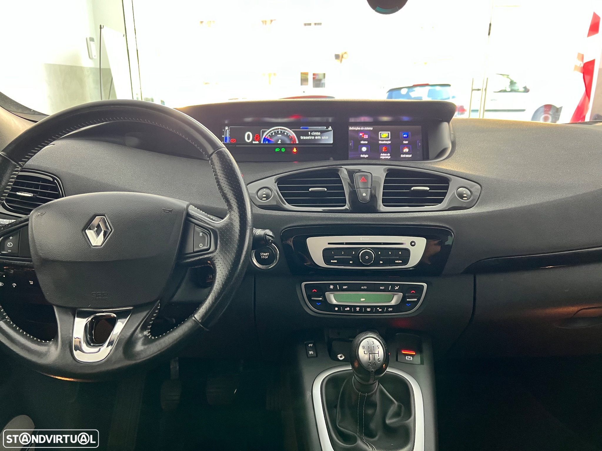 Renault Grand Scénic 1.5 dCi Bose Edition SS - 11