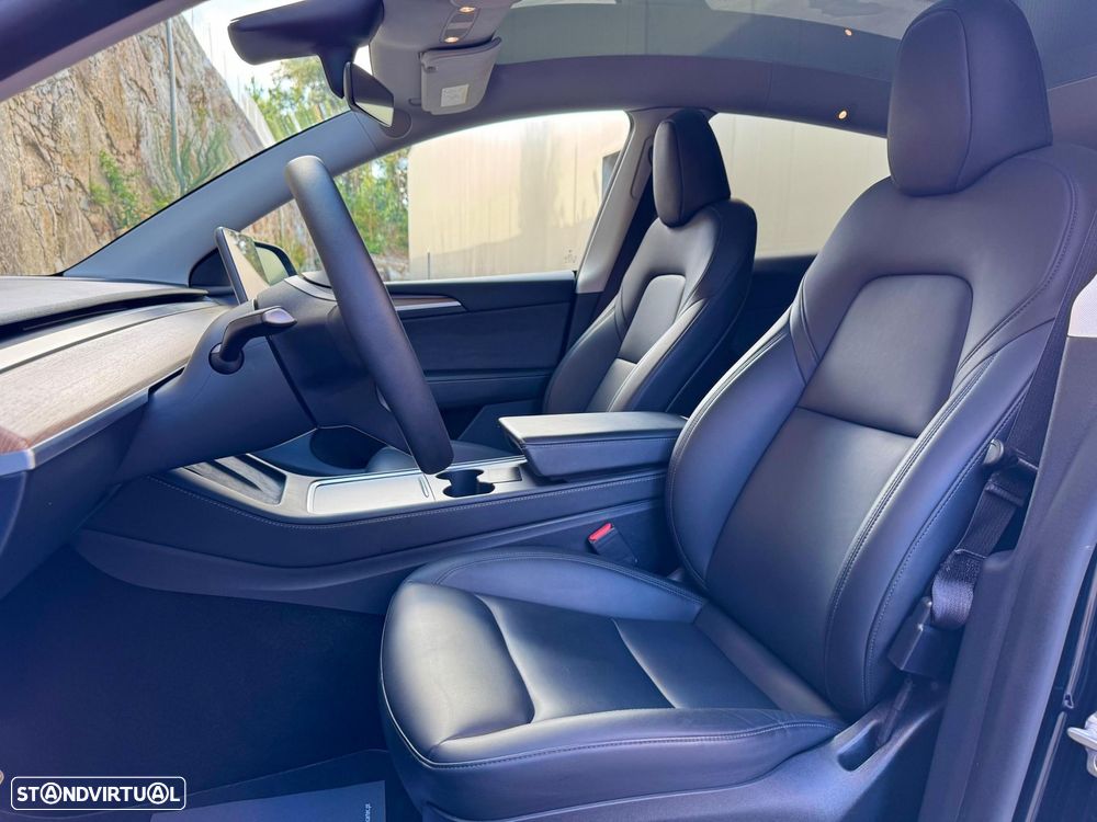 Tesla Model Y Long Range Tração Integral - 26