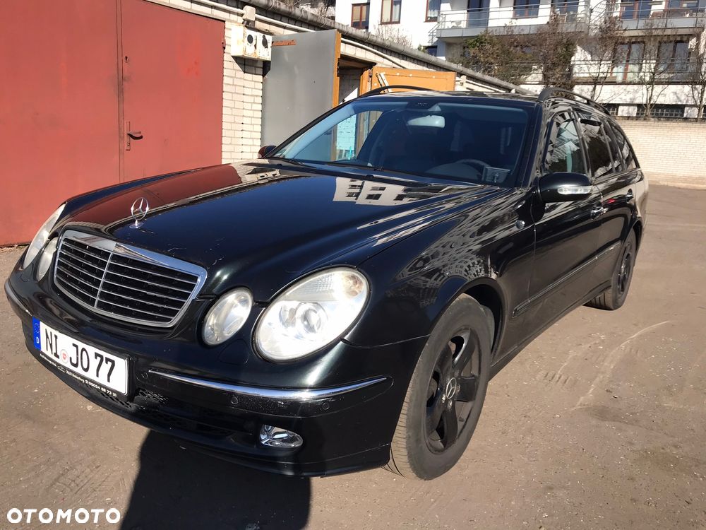 Mercedes-Benz Klasa E 320 CDI T Avantgarde - 1