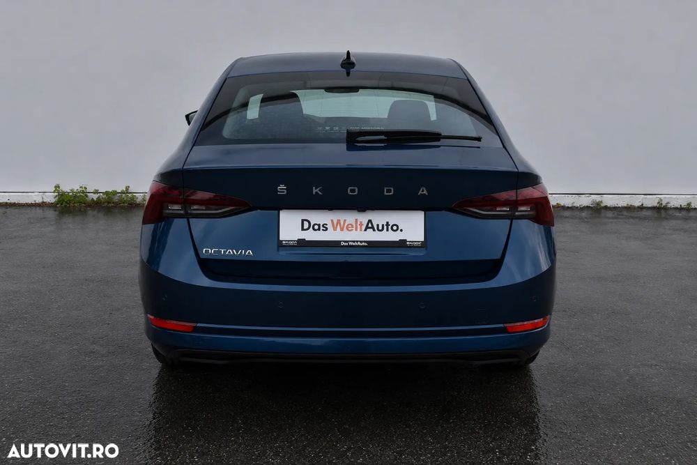 Skoda Octavia 2.0 TDI DSG Ambition - 11
