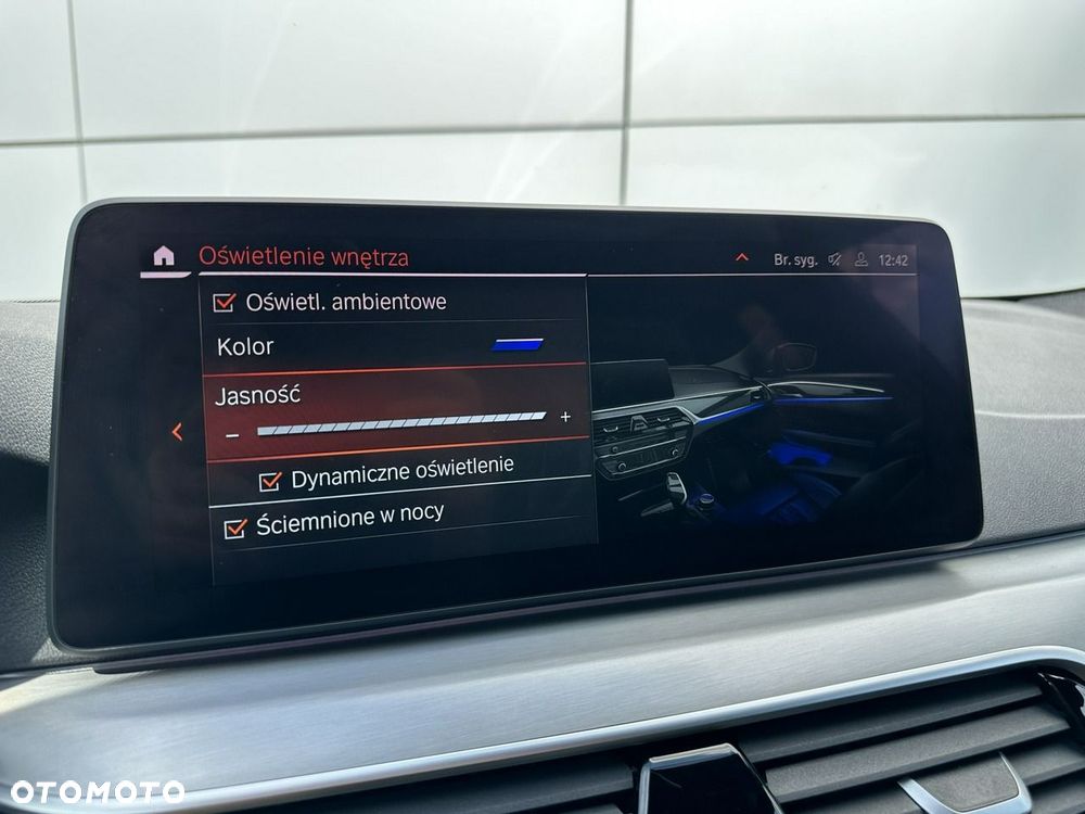BMW Seria 5 520d xDrive mHEV M Sport sport - 33