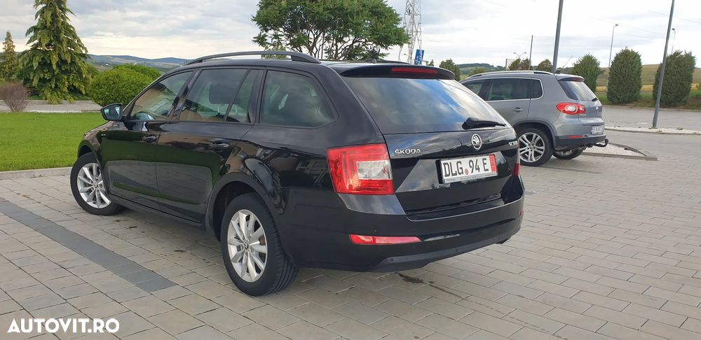 Skoda Octavia 2.0 TDI (Green tec) DSG Joy - 3