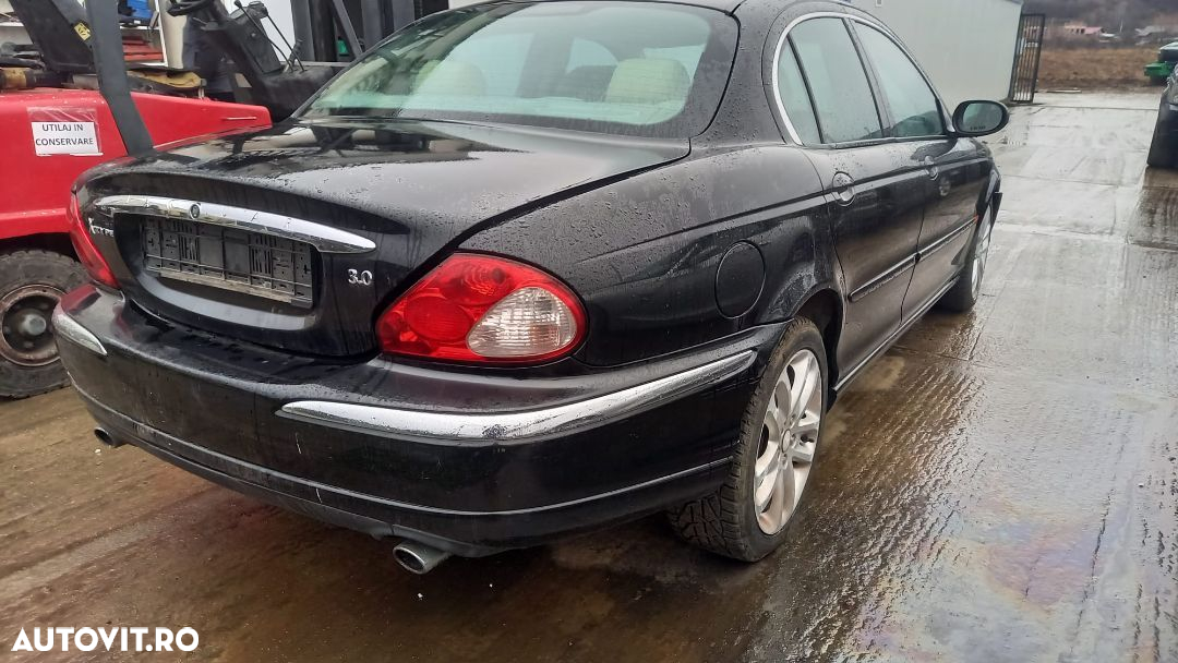 Dezmembrari Jaguar X-Type 3.0 v6 Benzina - 4