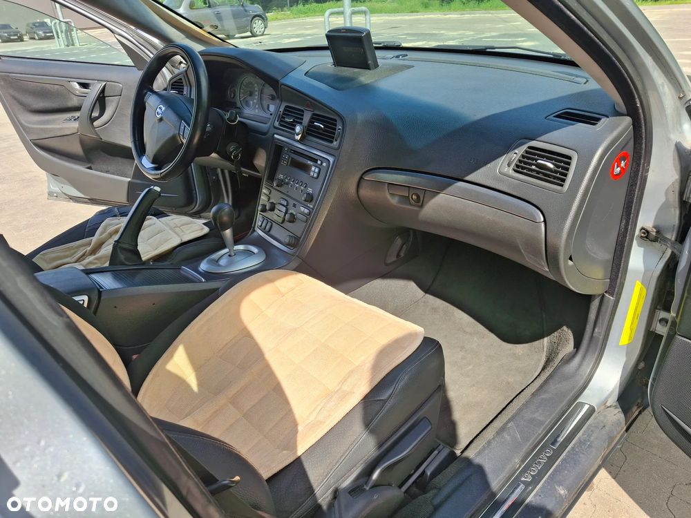 Volvo S60 2.4D Diament - 19
