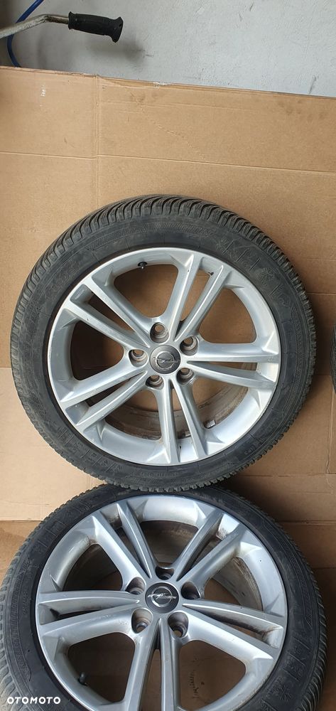 Alufelgi felgi aluminiowe alusy z oponami 5X115 8J IS42 245/45 R18 Opel Insignia A - 4