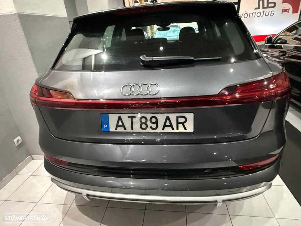 Audi e-tron 55 quattro S line - 8