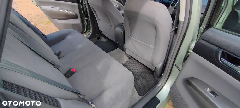 Toyota Prius - 7