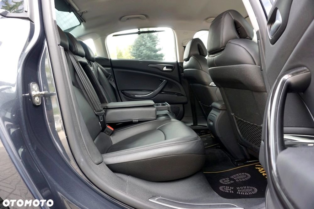 Citroën C5 HDi 135 Exclusive - 36