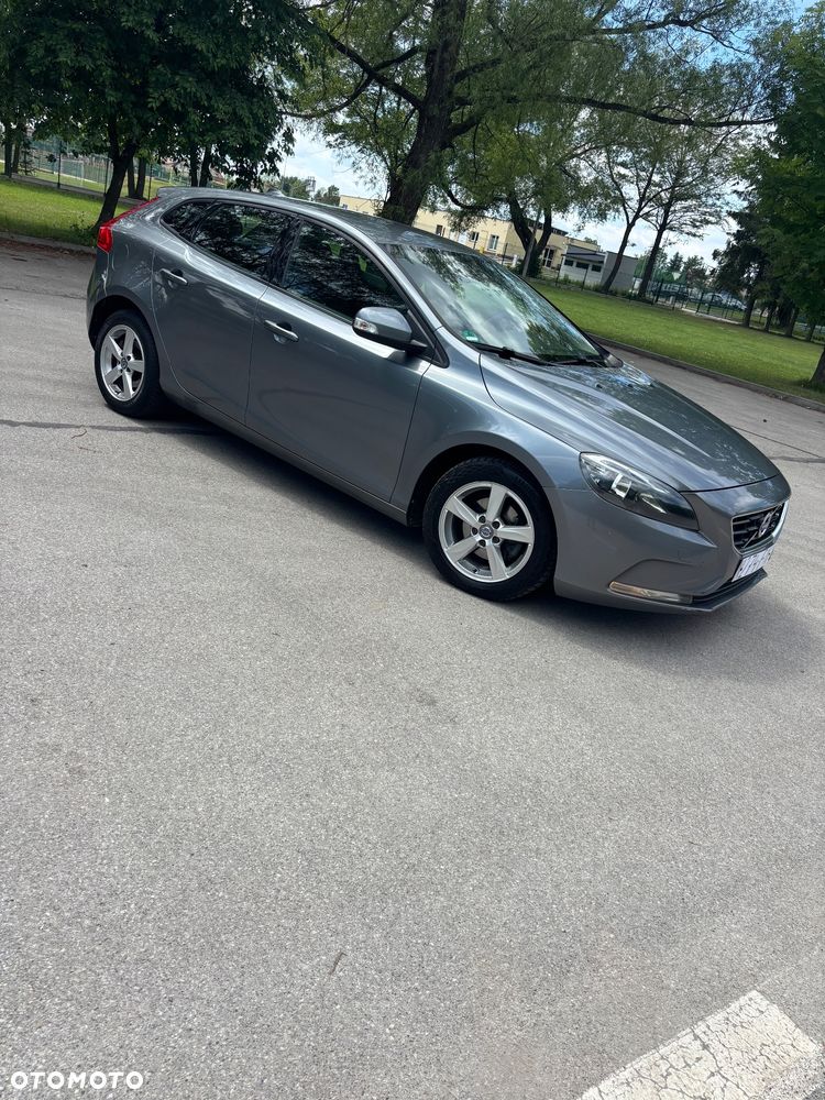 Volvo V40 D2 - 4