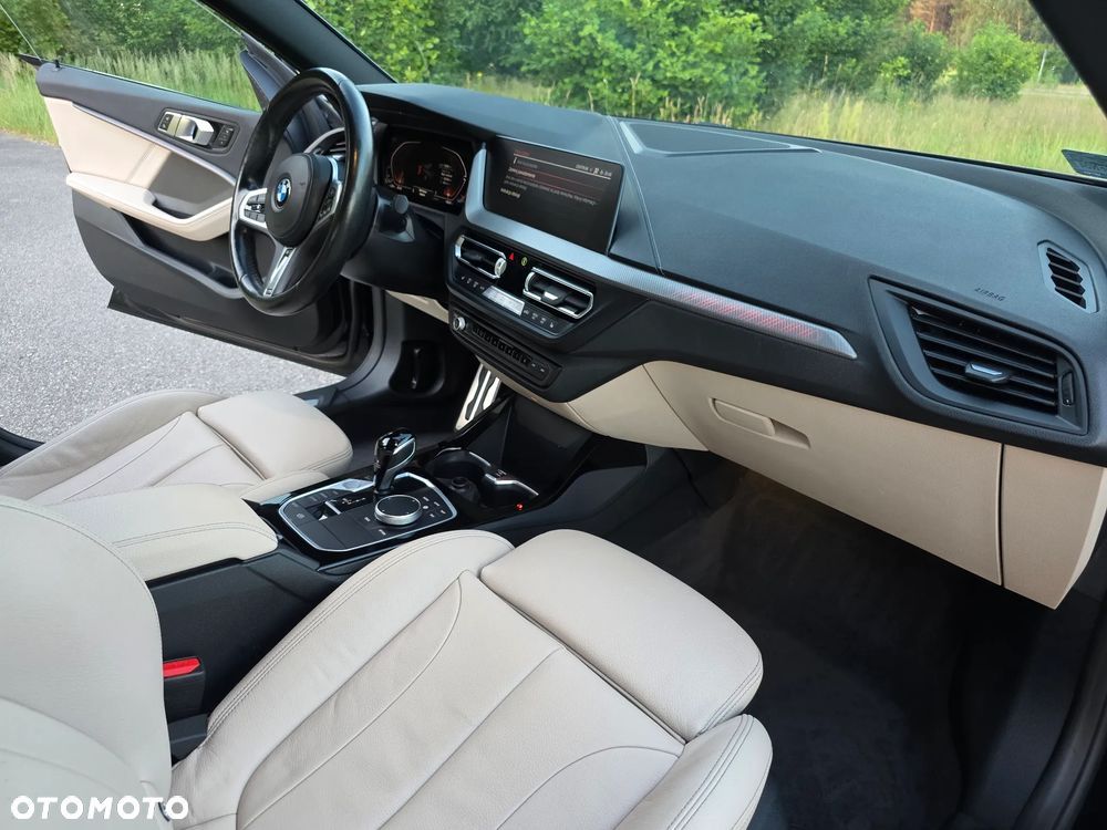 BMW Seria 2 218d M Sport sport - 13
