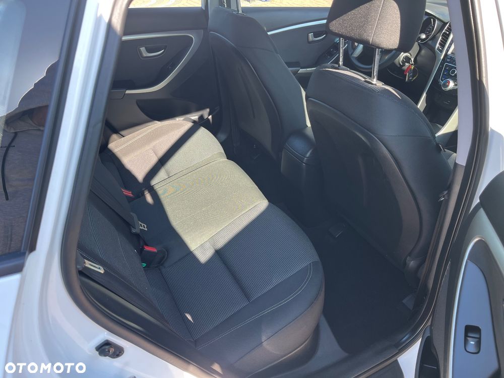 Hyundai i30 1.6 CRDI Passion Plus - 16