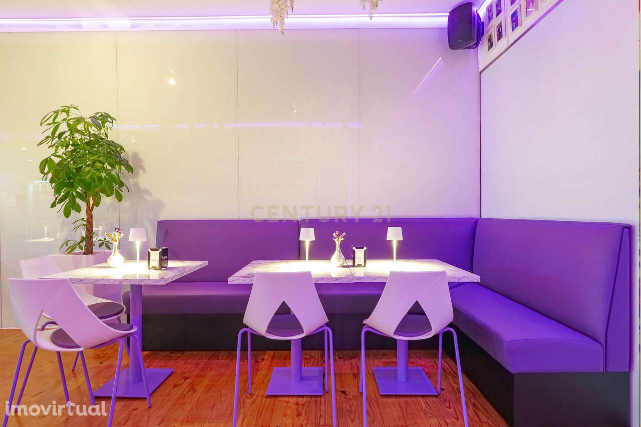 Excelente negócio de trespasse numa localização privilegiada em frente - Grande imagem: 2/48