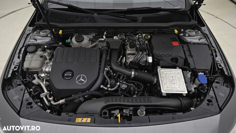 Mercedes-Benz A - 24