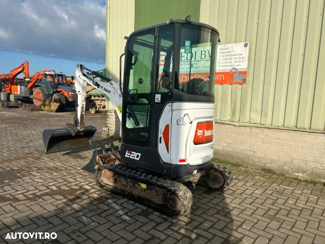 Bobcat E20 - 8
