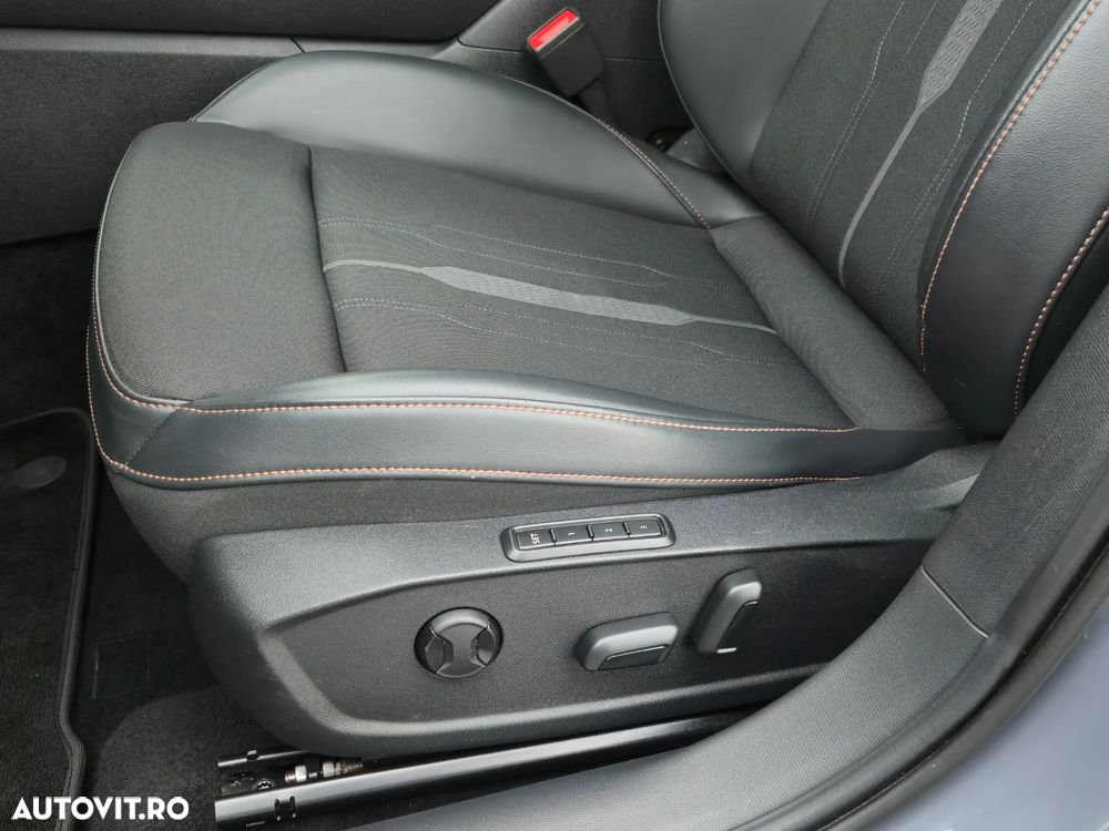 Cupra Formentor 1.4 e-HYBRID DSG Tribe Edition - 12