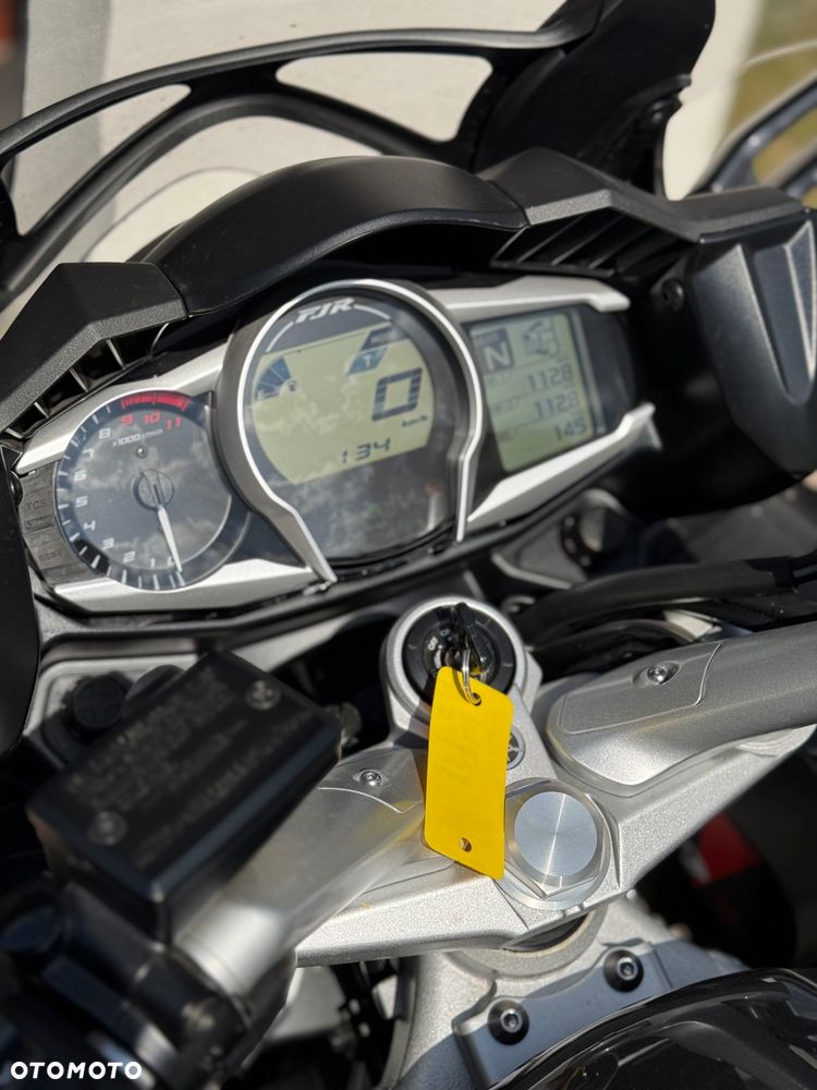 Yamaha FJR - 5
