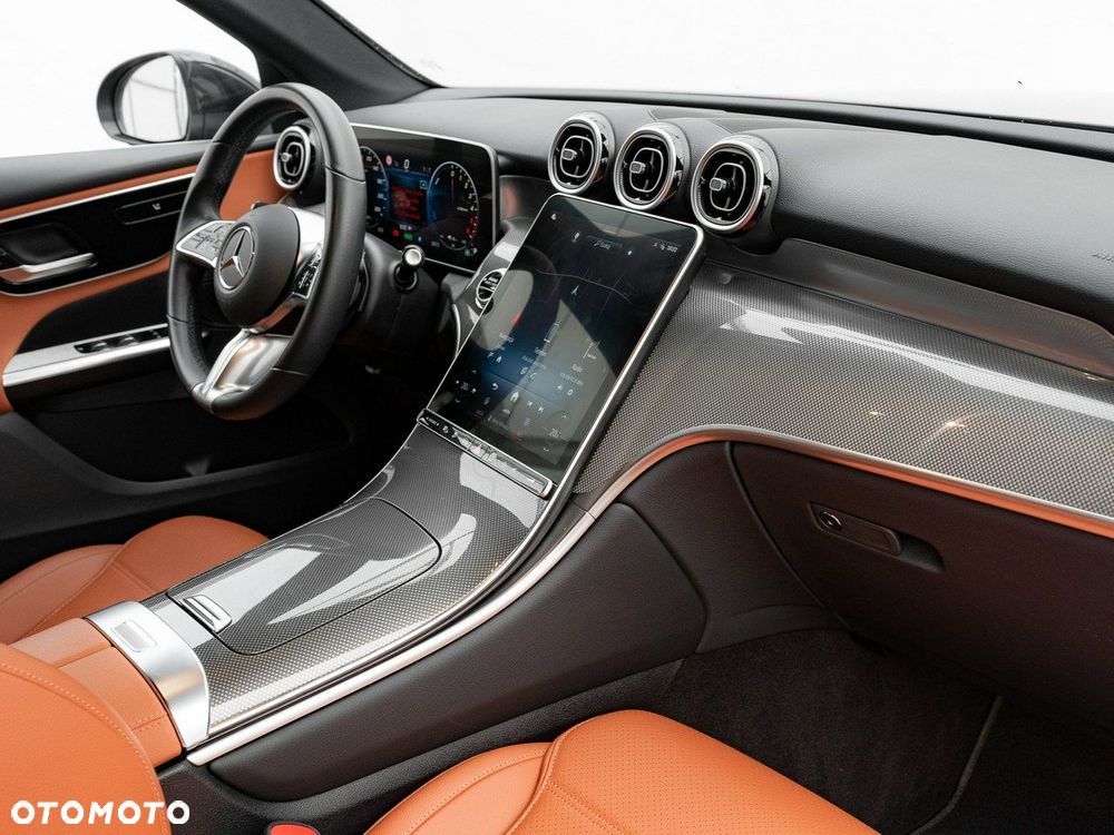 Mercedes-Benz GLC - 31