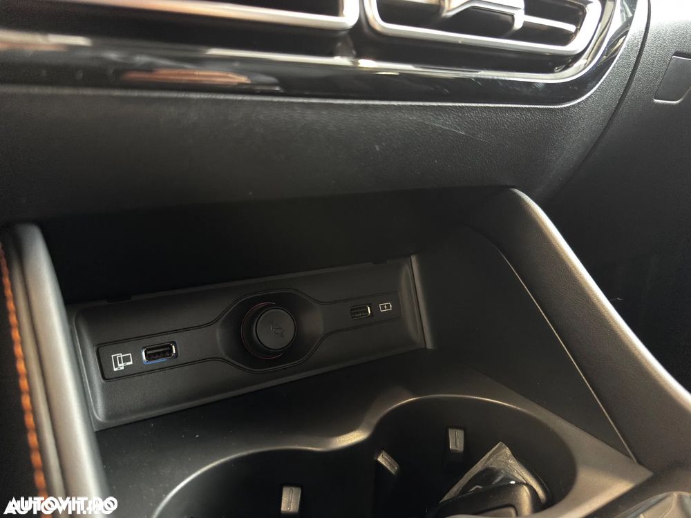 MG HS 1.5 T-GDi HEV Exclusive - 18