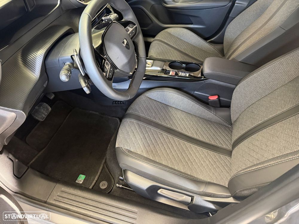 Peugeot 2008 - 16