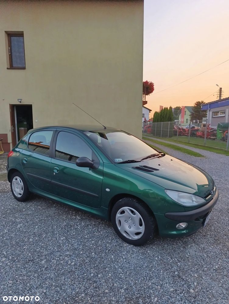Peugeot 206 1.1 Mistral - 3