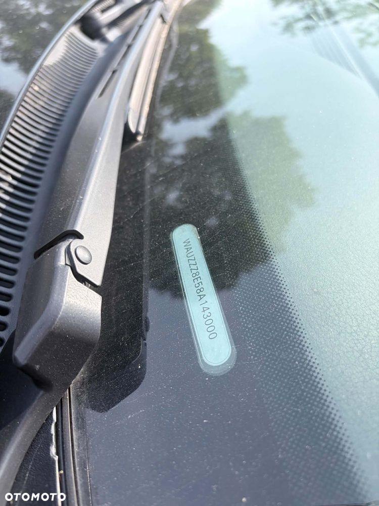Audi A4 Avant 2.0 TDI DPF quattro - 13