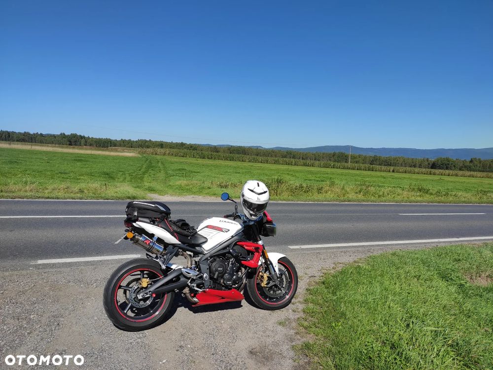 Triumph Street Triple - 28
