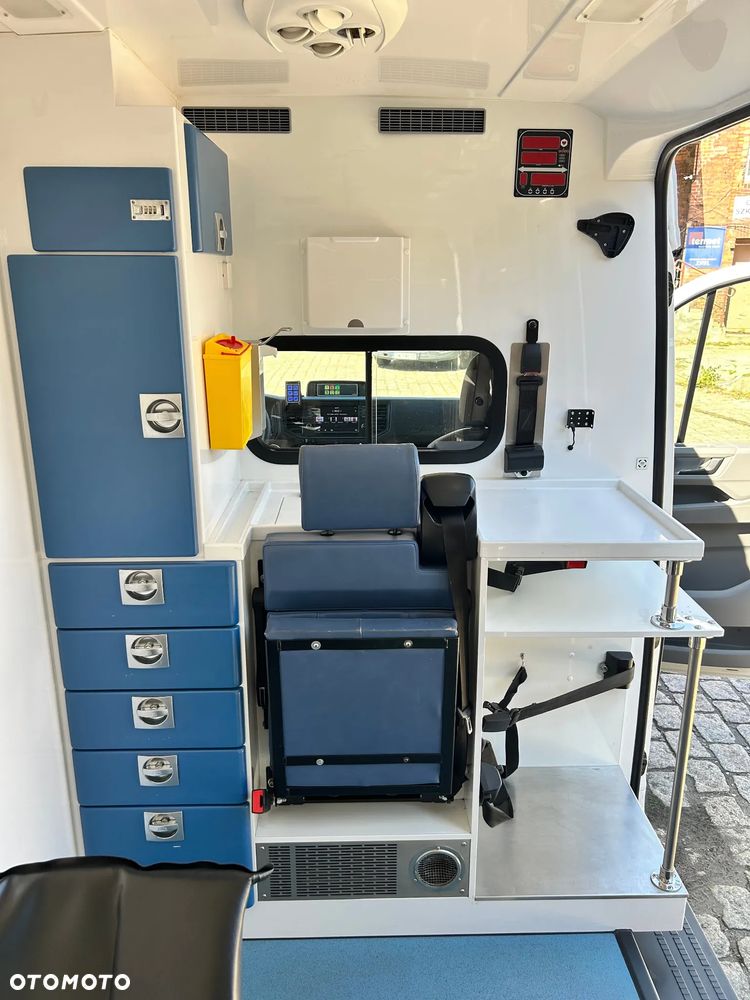 Volkswagen Crafter - 18