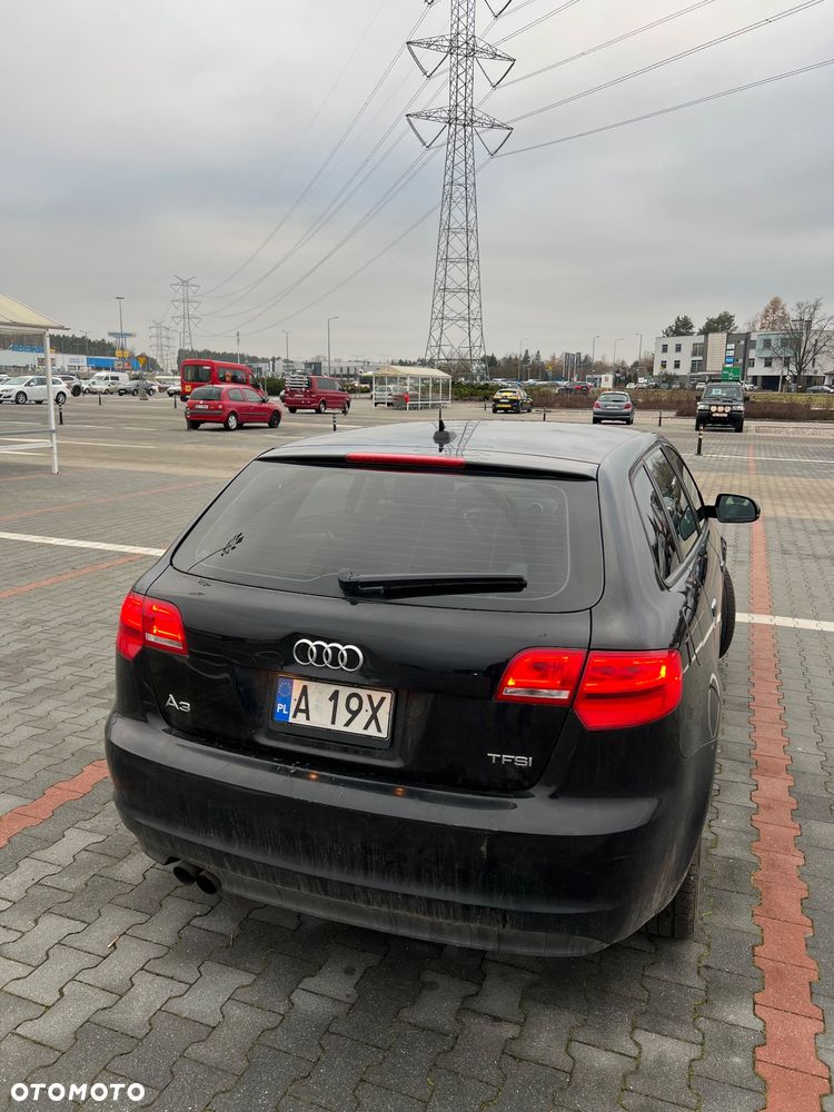 Audi A3 Sportback - 1