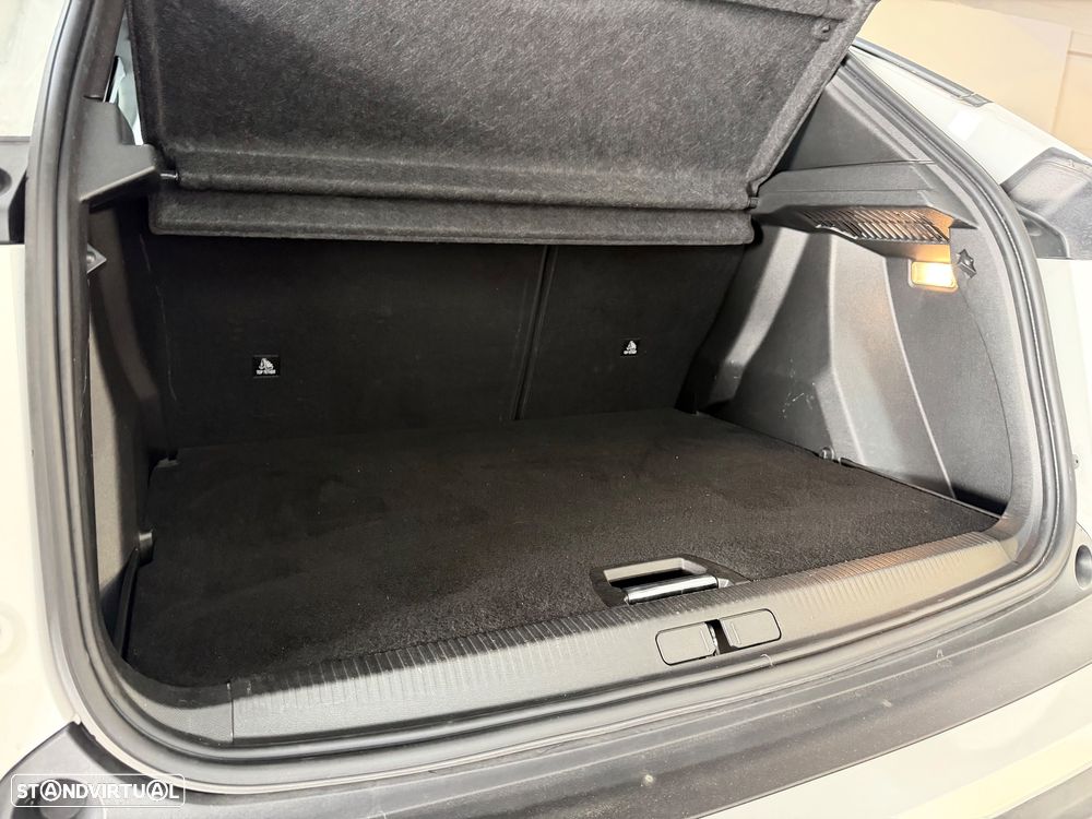 Peugeot 2008 1.5 BlueHDi Allure - 17