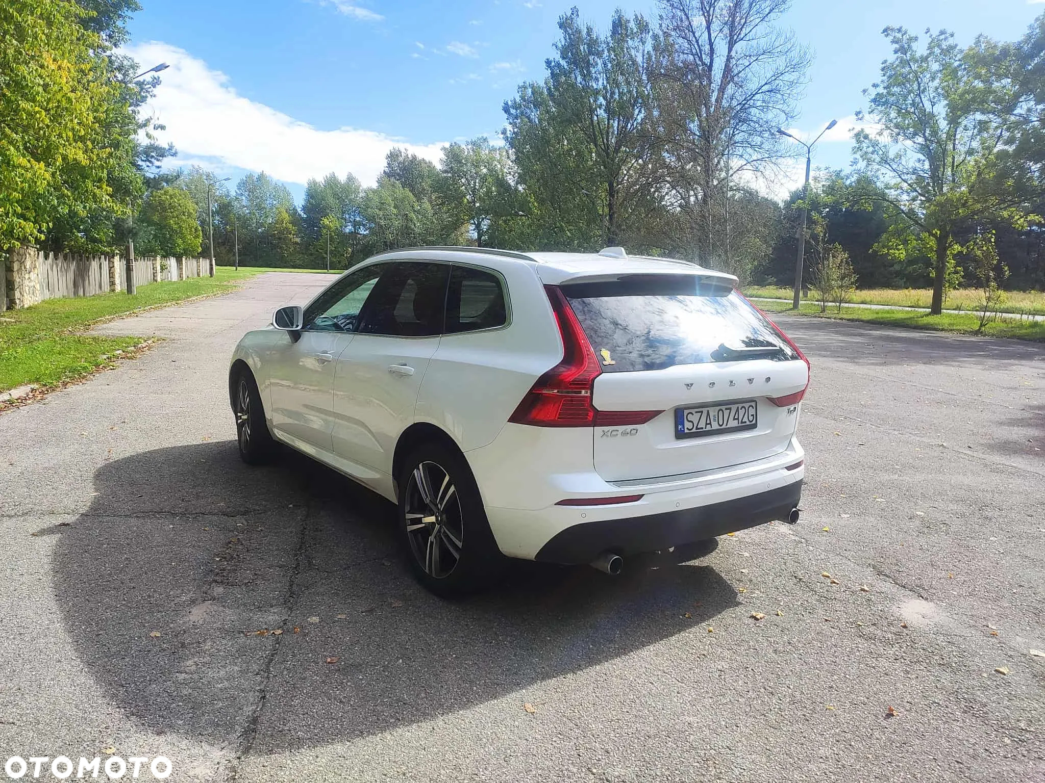 Volvo XC 60 T6 AWD Momentum - 4