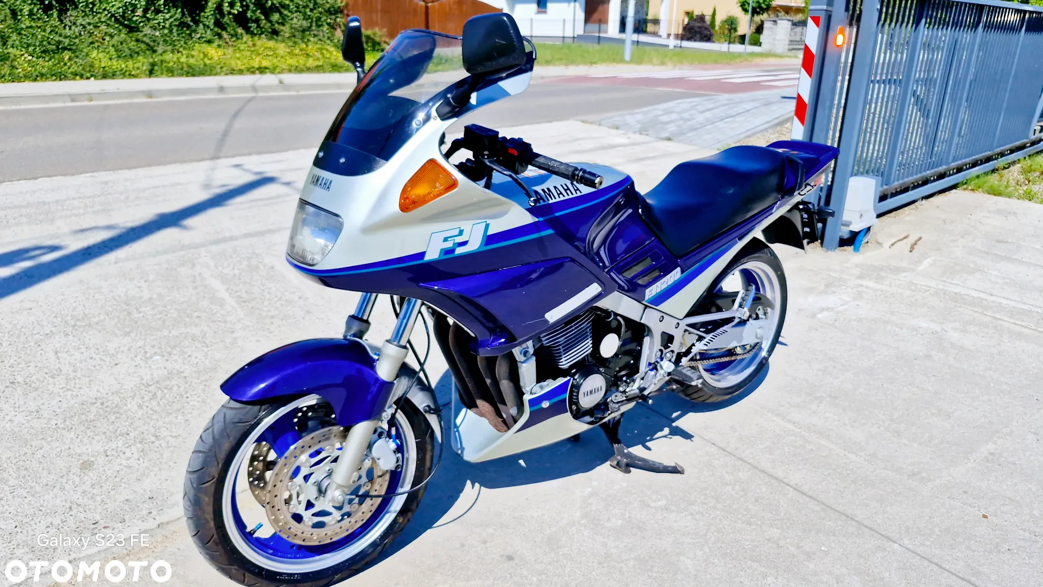 Yamaha FJ - 4