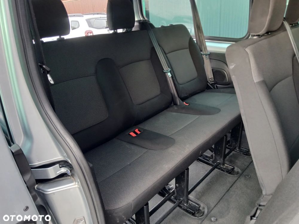 Renault Trafic 2.0 L2H1 HD Extra (bryg.) - 21
