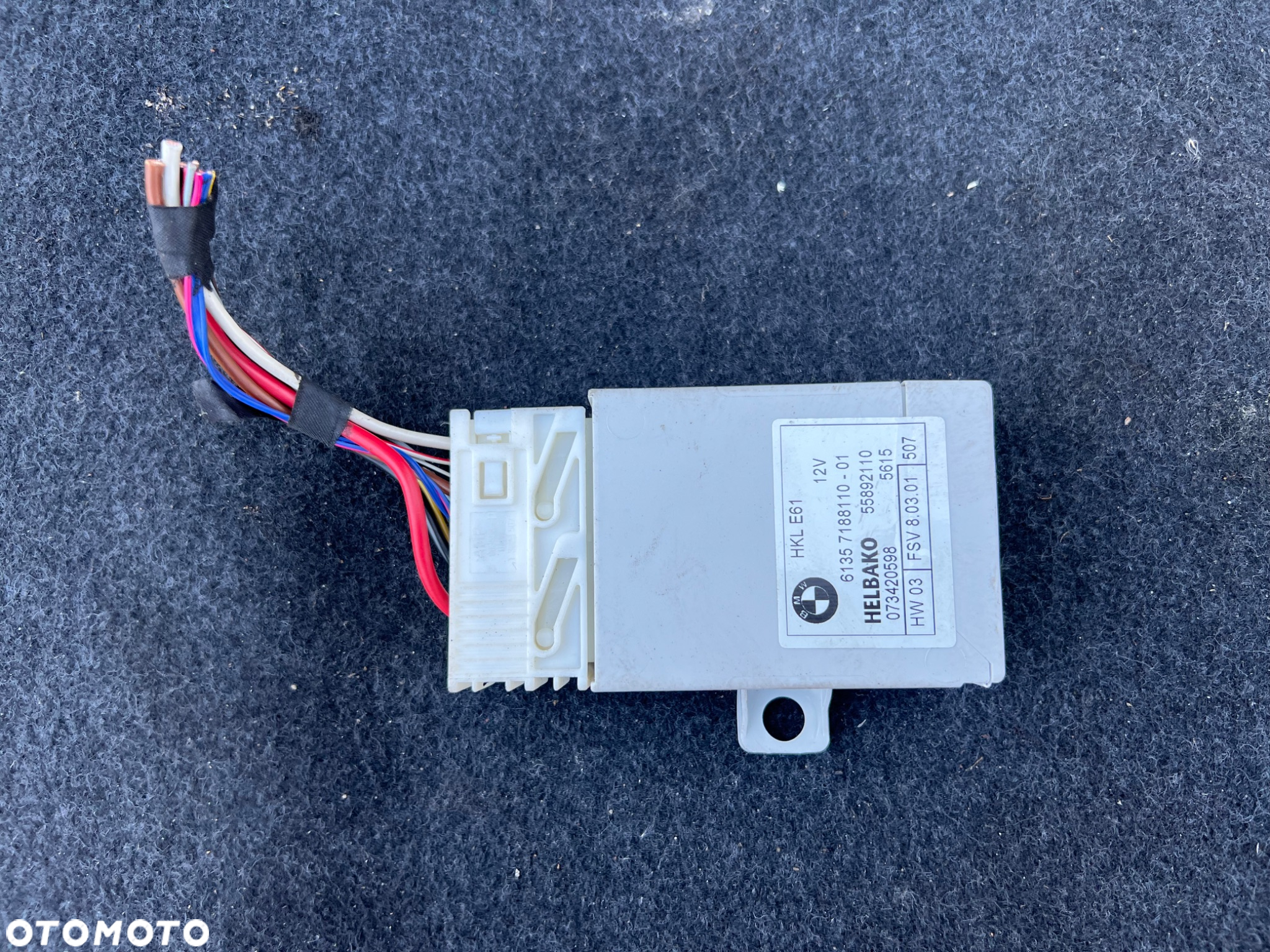 MODUŁ STEROWNIK HELBAKO BAGAŻNIKA  BMW E65 7188110 e61 - 2
