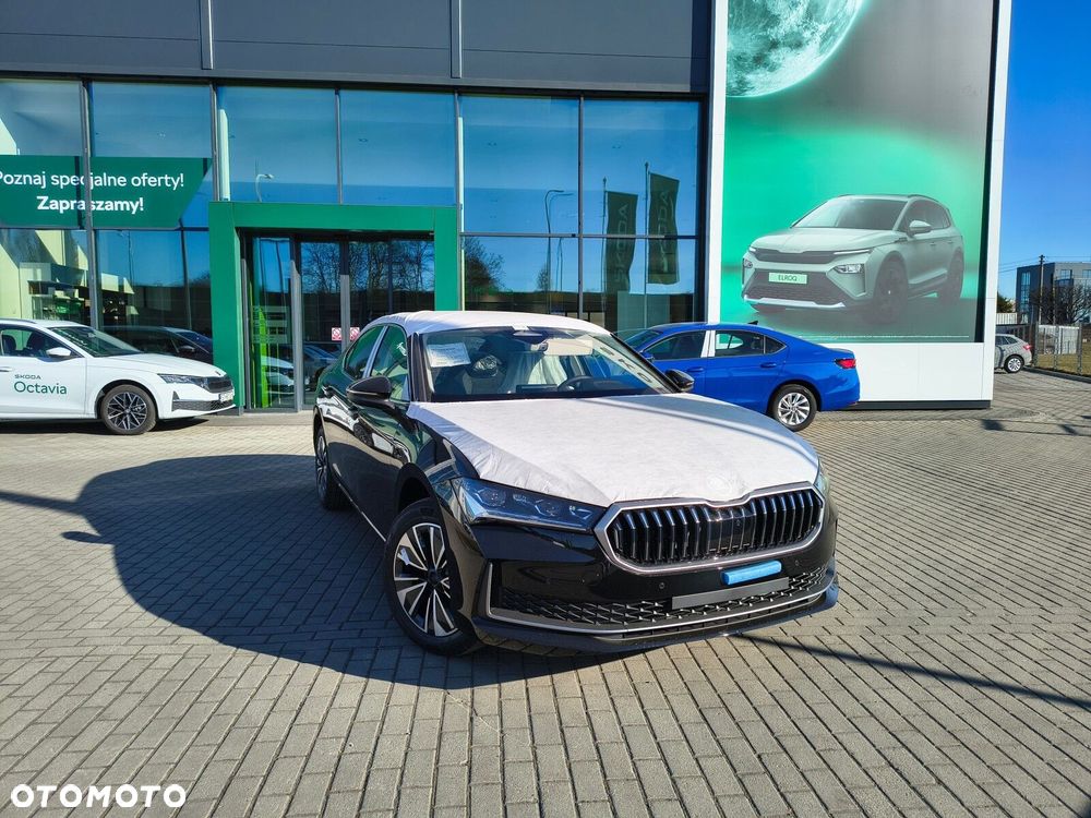 Skoda Superb 2.0 TDI SCR Drive DSG - 2