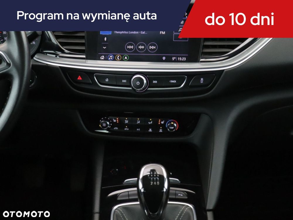 Opel Insignia - 14
