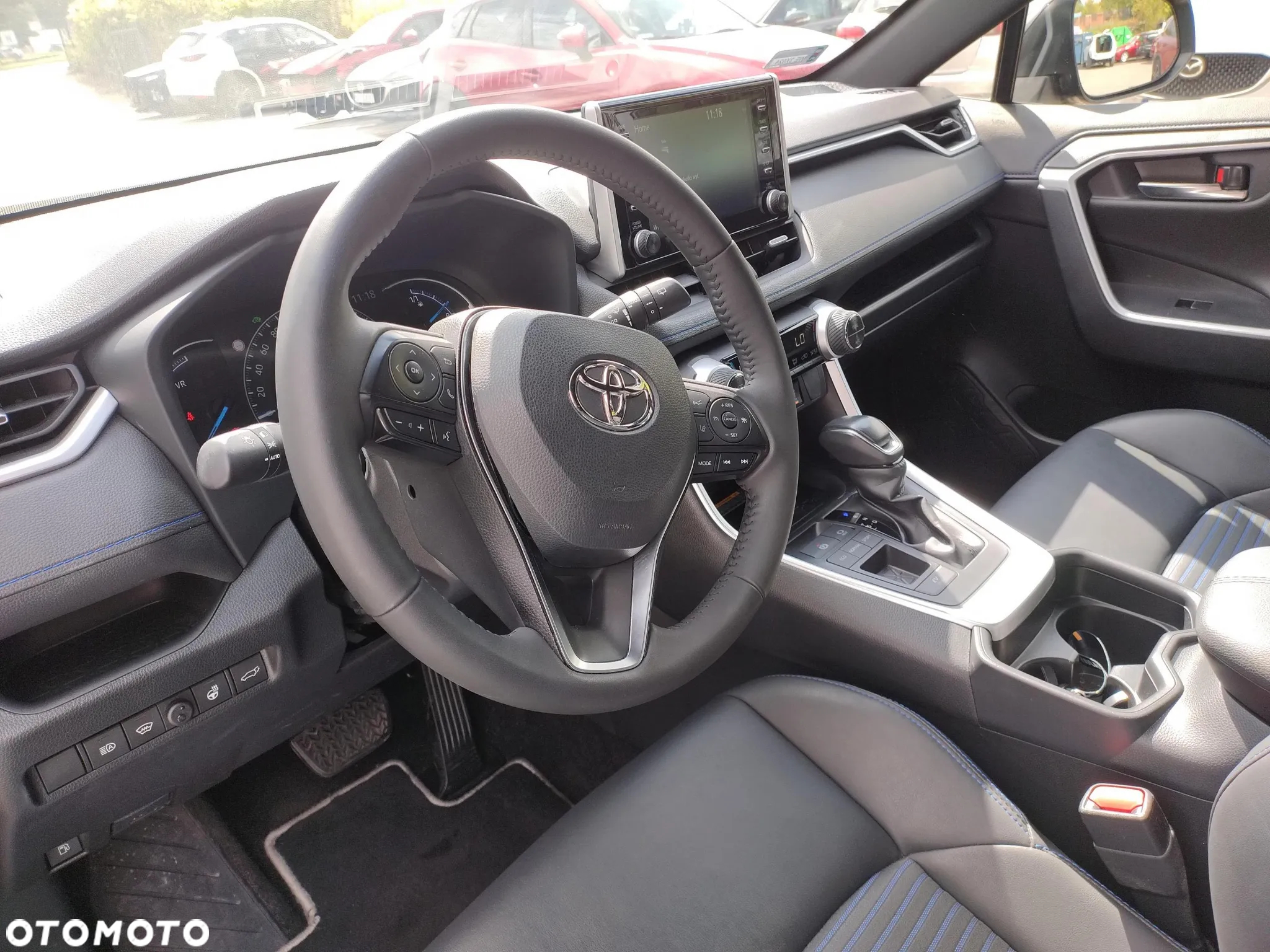 Toyota RAV4 - 10