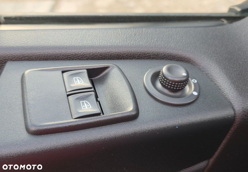 Renault Trafic - 14